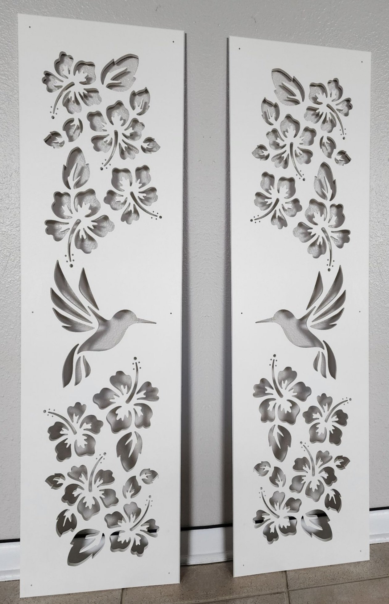 Shutter Hibiscus sold in pair left and right 2shuters