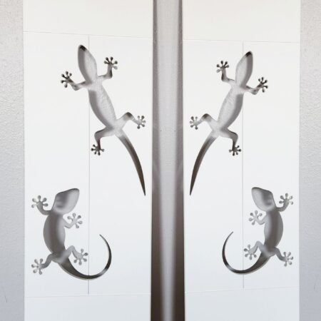 Shutter Gecko Couple sold in pair left and right 2shuters